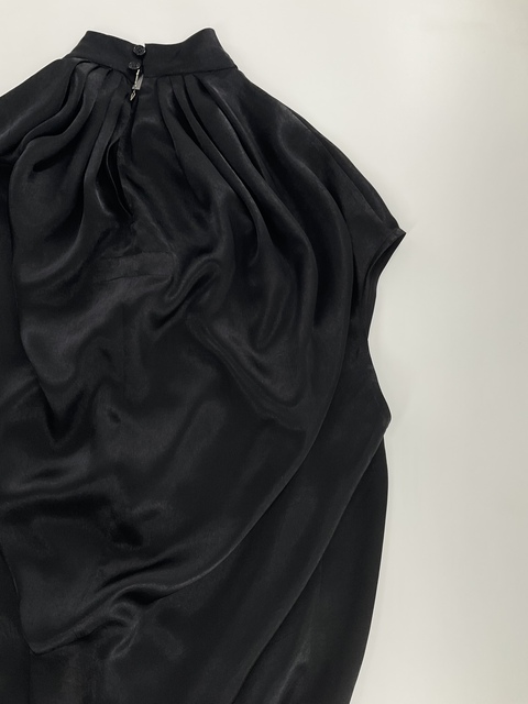 ［Share Spirit］Chin Chilla Saten Blouse-5