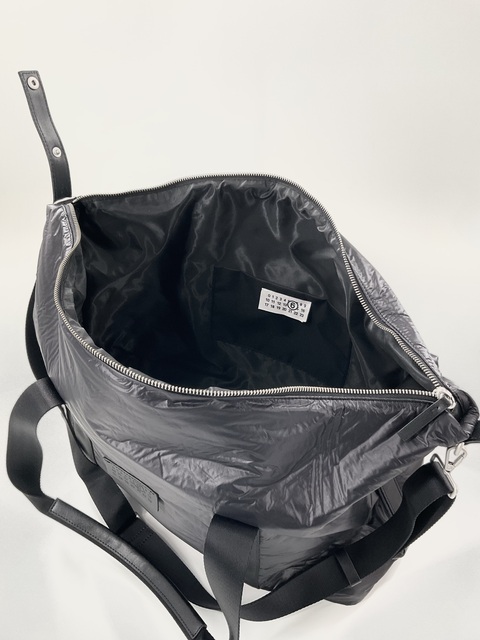 [MM6 Maison Margiela] CRUNCHED NYLON BAG-3